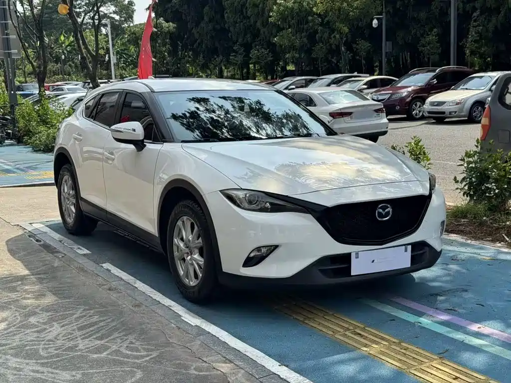 Mazda CX-4 2017 — фото 22