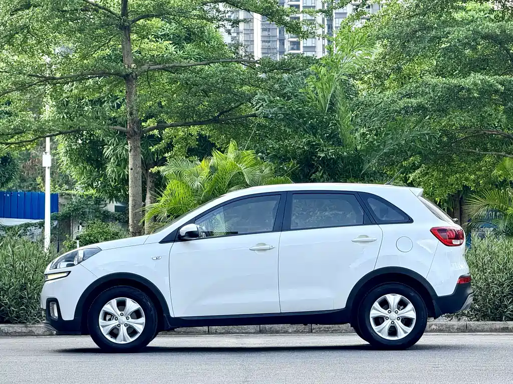 Kia KX3 2016 — фото 4