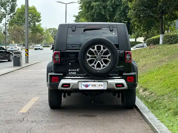 BAIC BJ40 2021