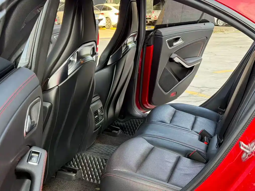Mercedes-Benz CLA AMG 2019 — фото 9