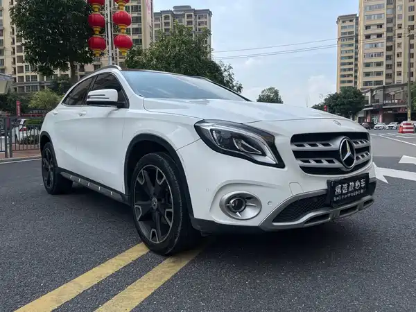 Mercedes-Benz GLA 2018