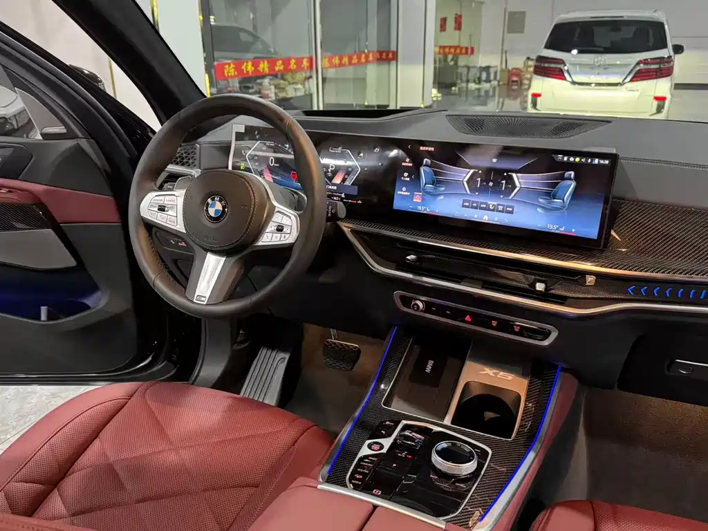BMW X5 2025 — фото 10
