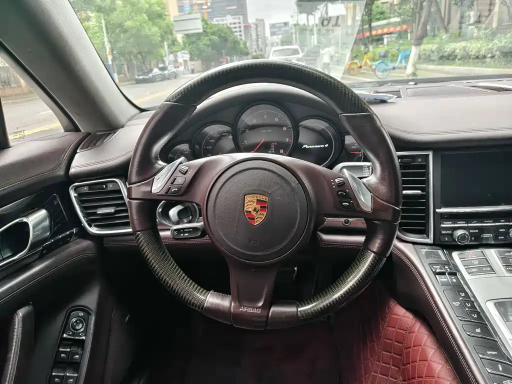 Porsche Panamera 2014 — фото 22