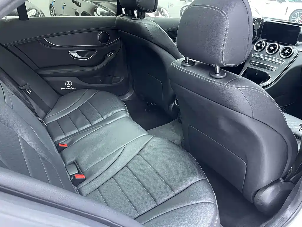 Mercedes-Benz C-Class 2020 — фото 11