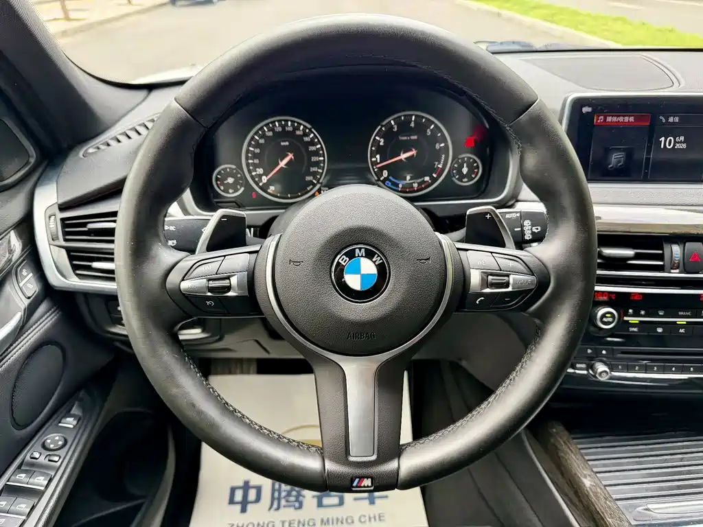 BMW X5 2018 — фото 26