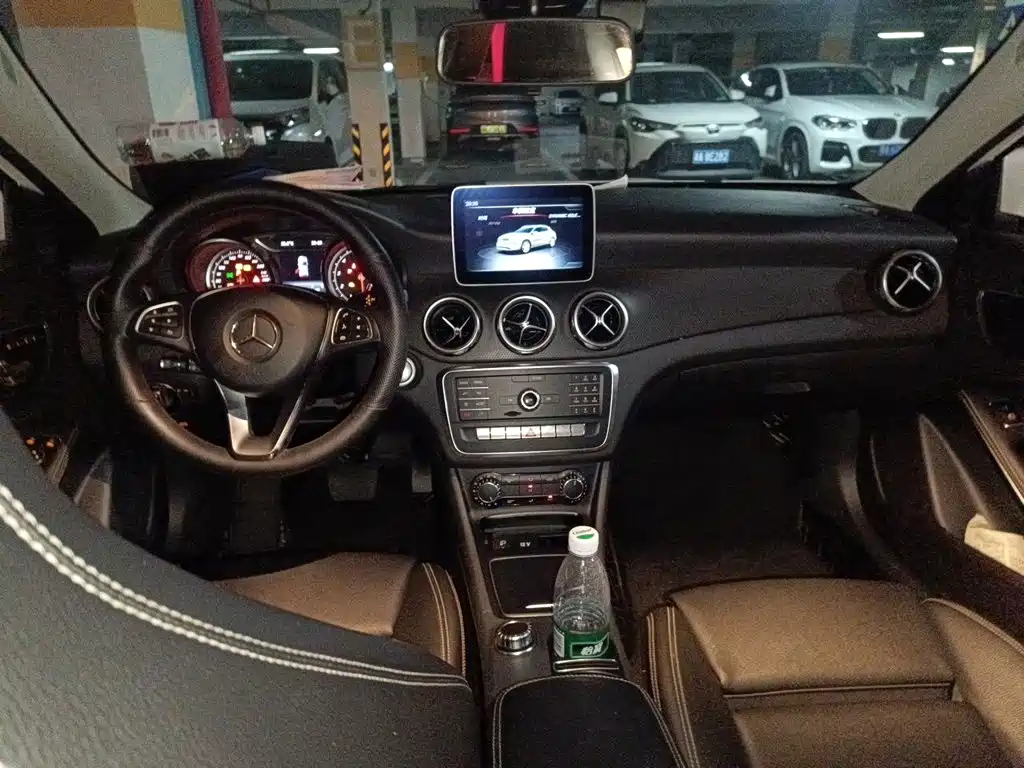 Mercedes-Benz GLA 2018 — фото 19