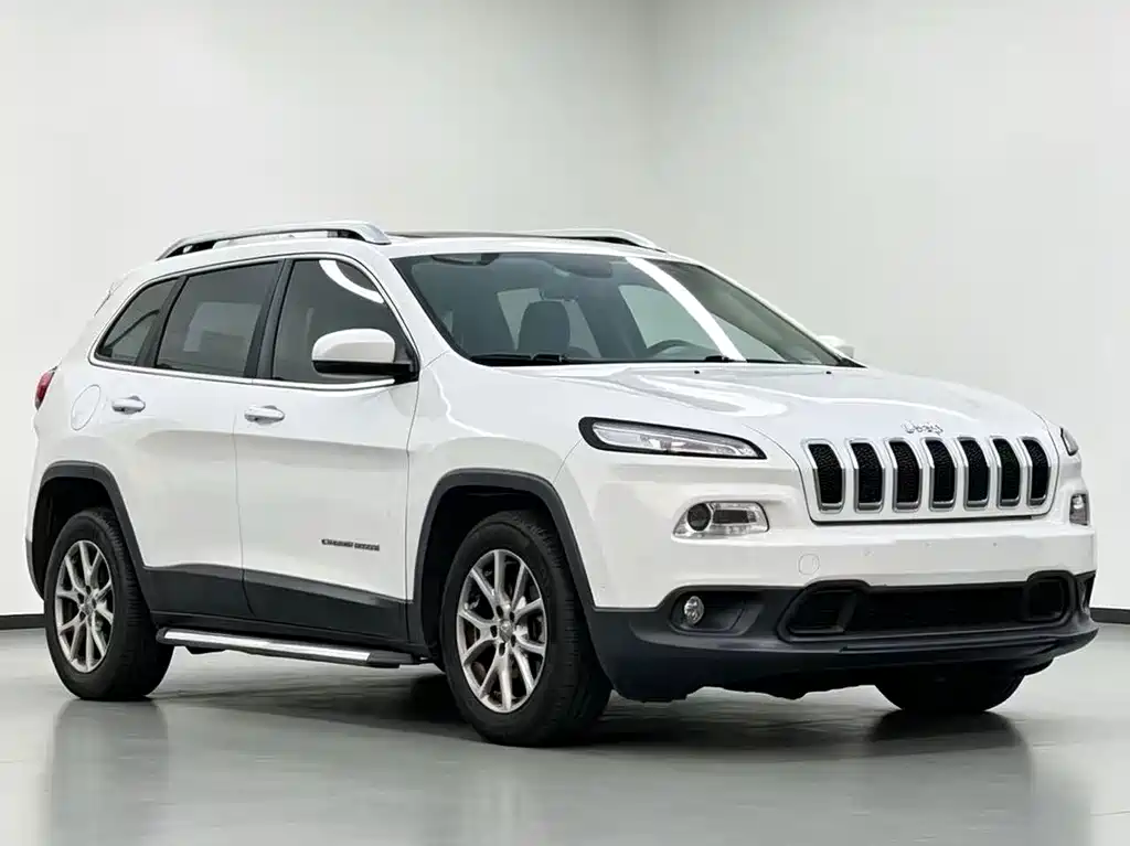 Jeep Cherokee 2016 — фото 3