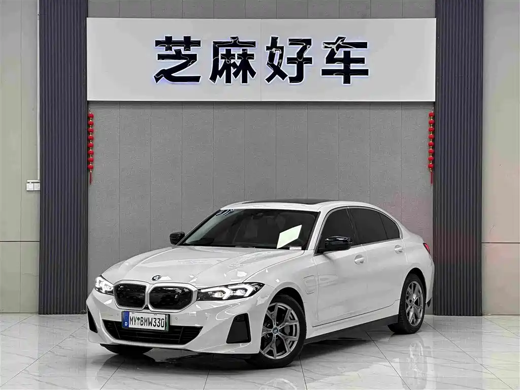 BMW i3 2024 — фото 1