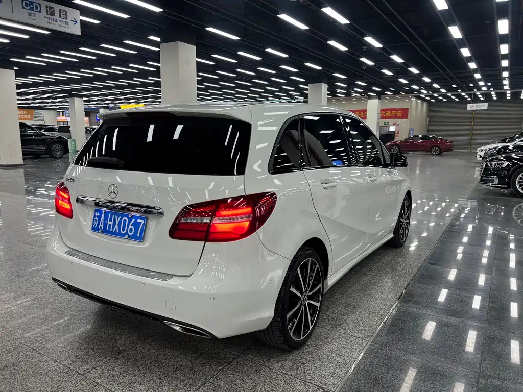 Mercedes-Benz B-Class 2018 — фото 18