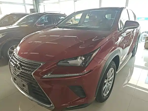 Lexus NX 2018