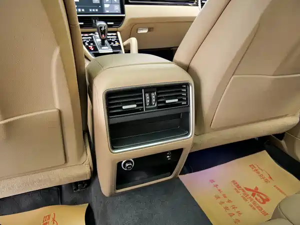 Porsche Cayenne 2019