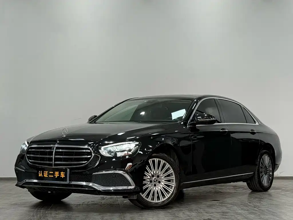 Mercedes-Benz E-Class 2022 — фото 1