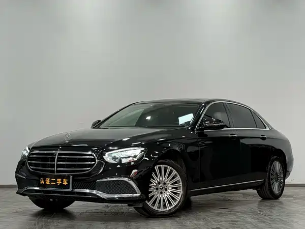 Mercedes-Benz E-Class 2022