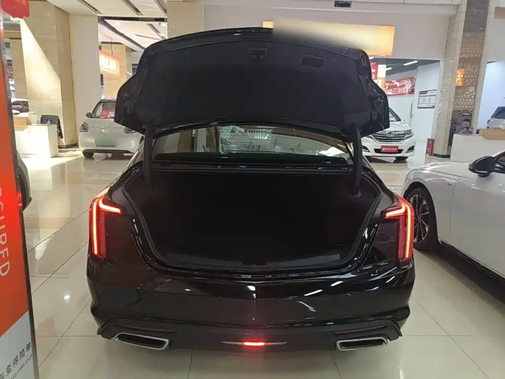 Cadillac CT5 2022 — фото 19
