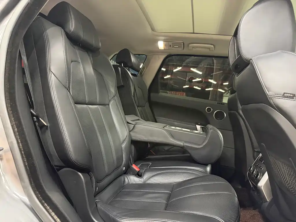 Land Rover Range Rover Sport 2014 — фото 35