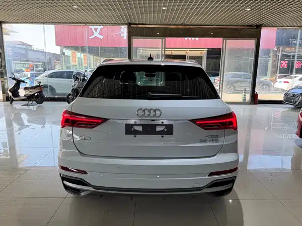 Audi Q3 2022
