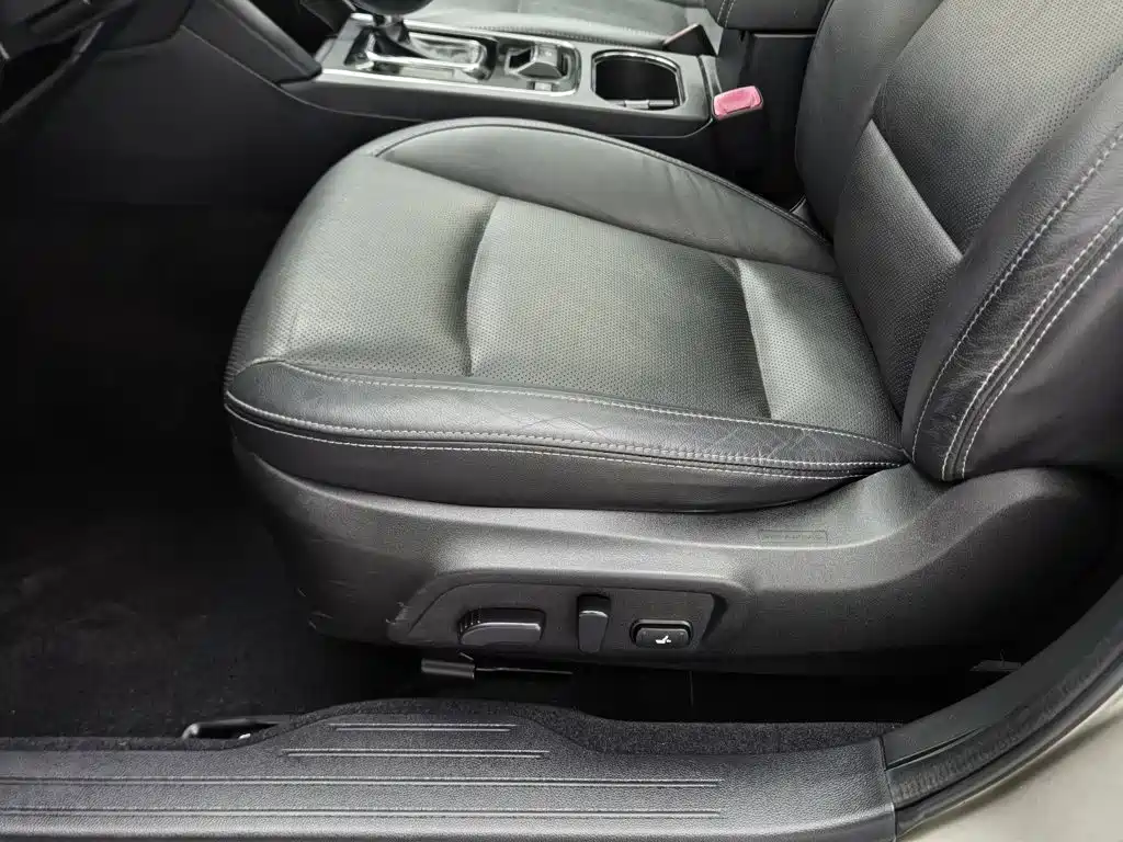 Subaru Outback 2016 — фото 20