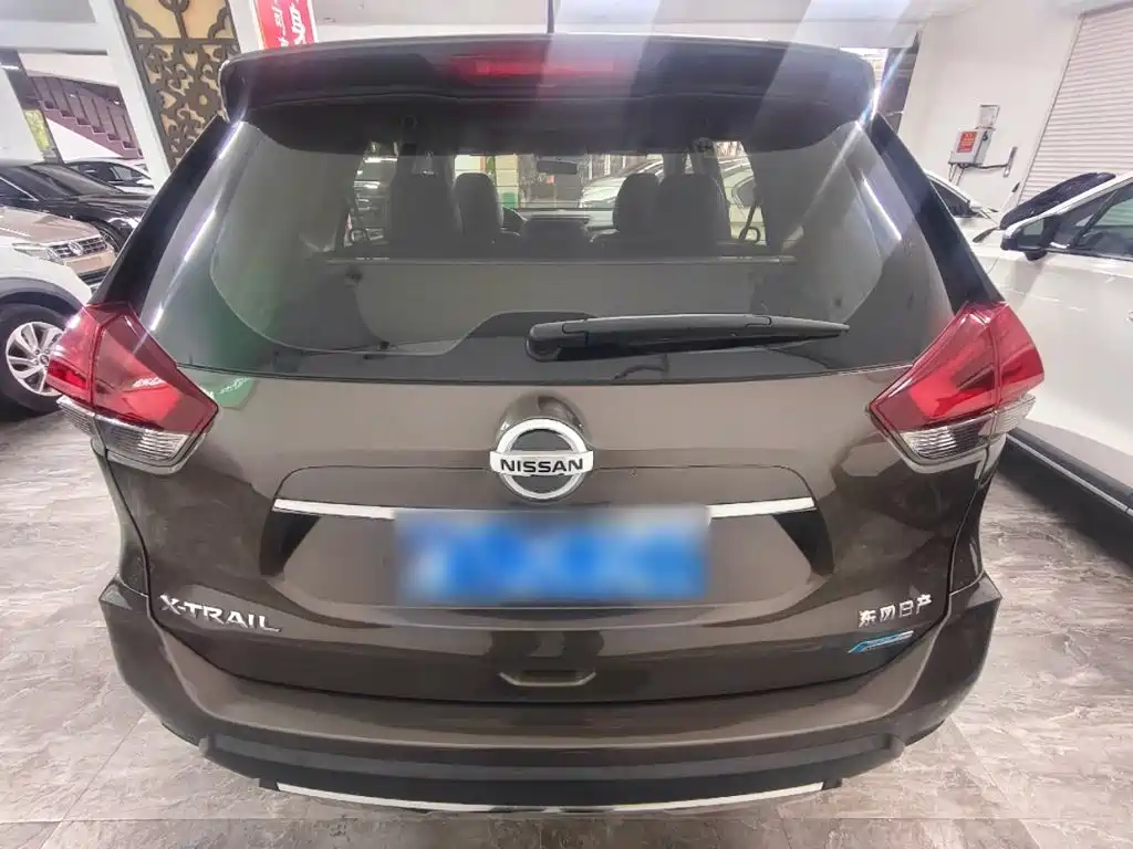 Nissan X-Trail 2018 — фото 6