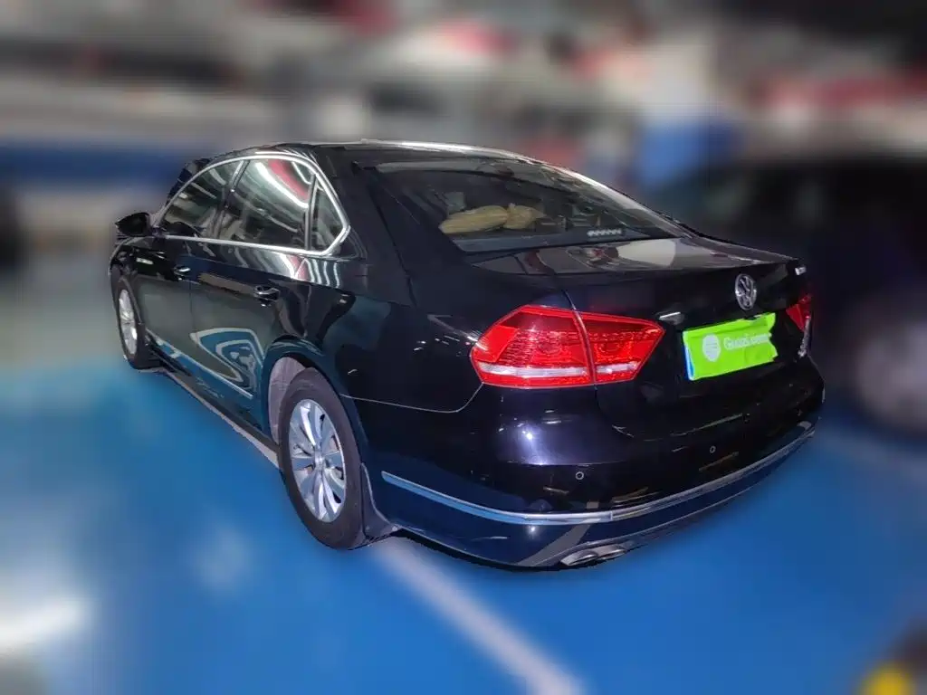 Volkswagen Passat 2015 — фото 25
