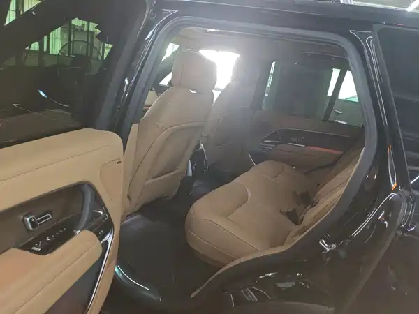 Land Rover Range Rover 2025