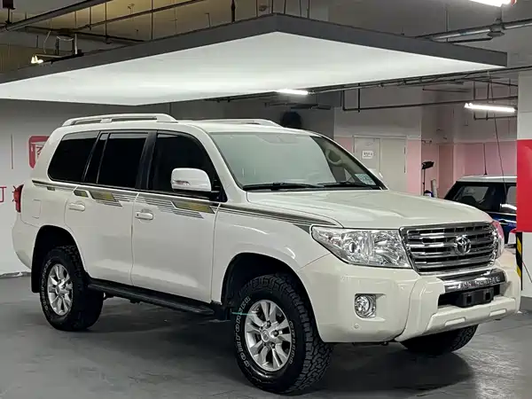 Toyota Land Cruiser 2015