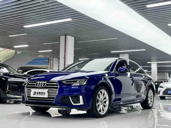 Audi A4L 2019