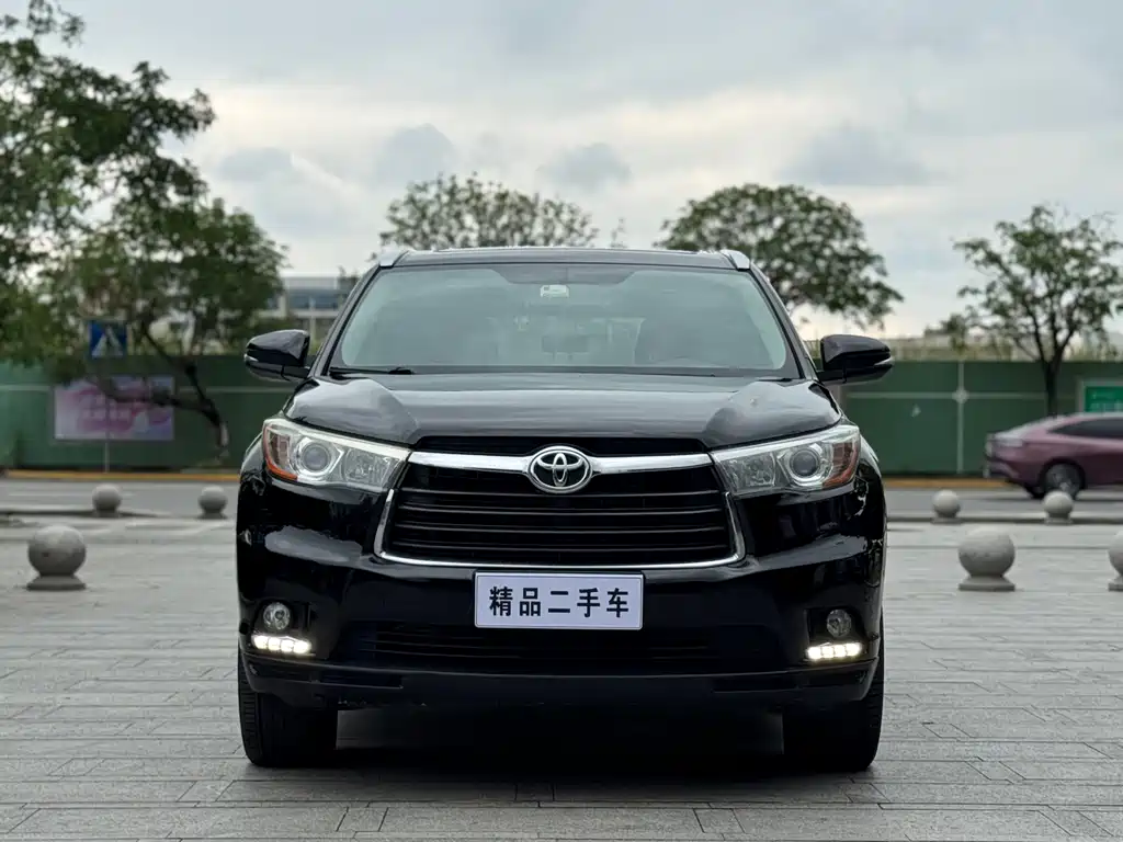 Toyota Highlander 2017 — фото 2