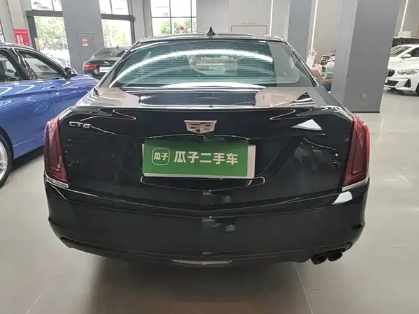 Cadillac CT6 2017