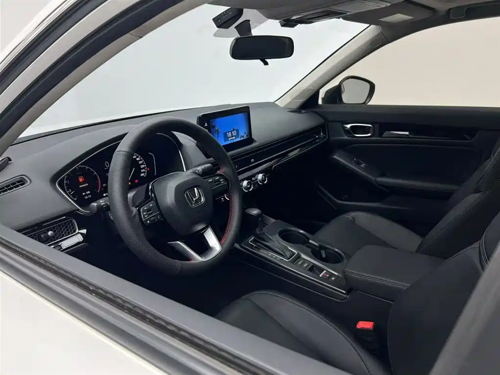 Honda Civic 2022 — фото 12