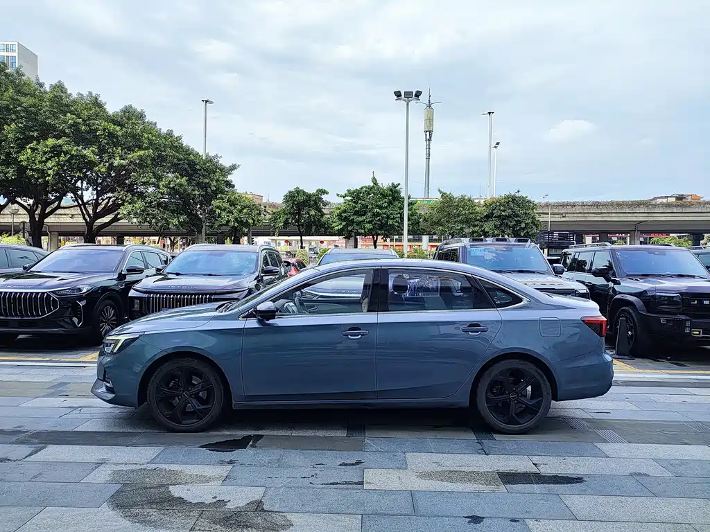 Roewe i6 MAX 2021 — фото 3
