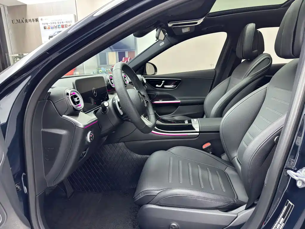 Mercedes-Benz C-Class 2024 — фото 10