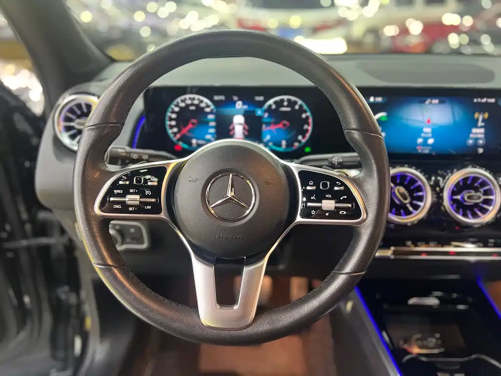 Mercedes-Benz GLB 2022 — фото 13