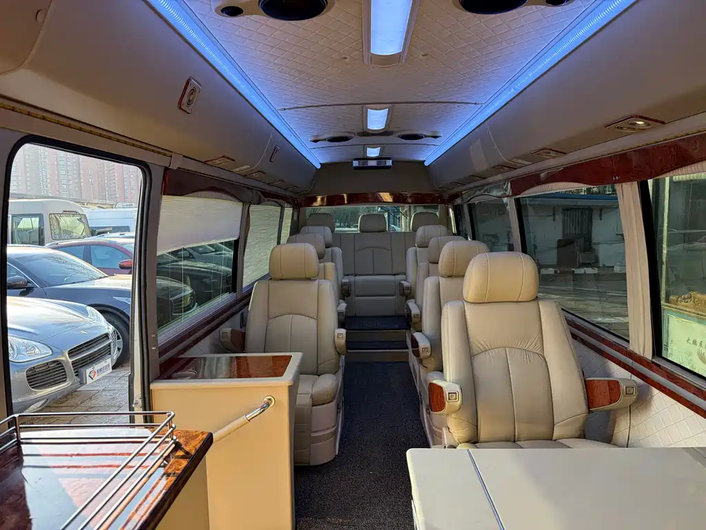 Toyota Coaster 2012 — фото 26