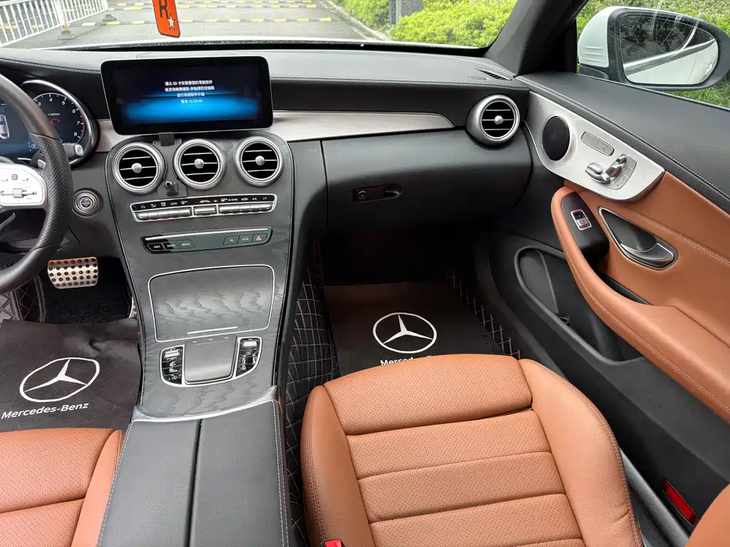 Mercedes-Benz C-Class 2019 — фото 12