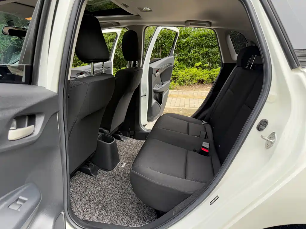 Honda Fit 2018 — фото 12