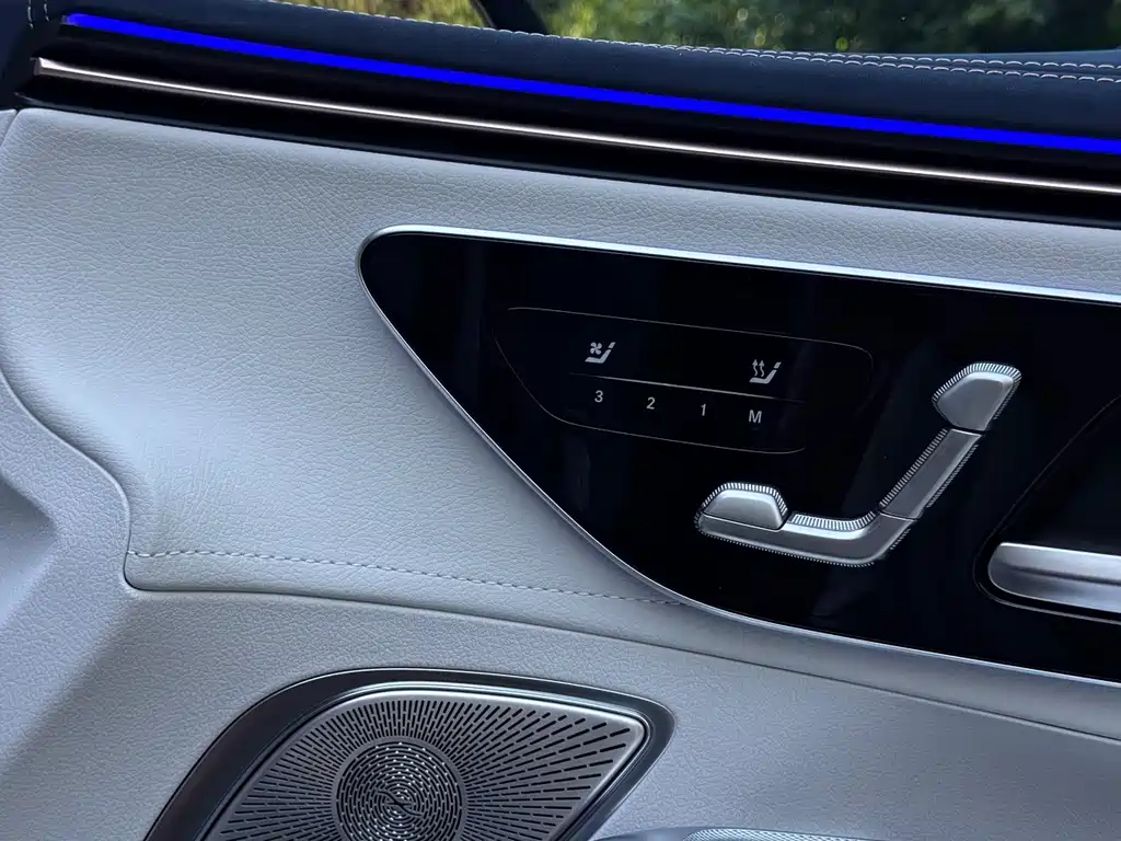 Mercedes-Benz EQE AMG 2023 — фото 16