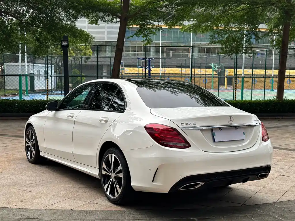 Mercedes-Benz C-Class 2017 — фото 19