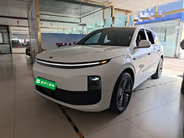 Li Auto L6 2024