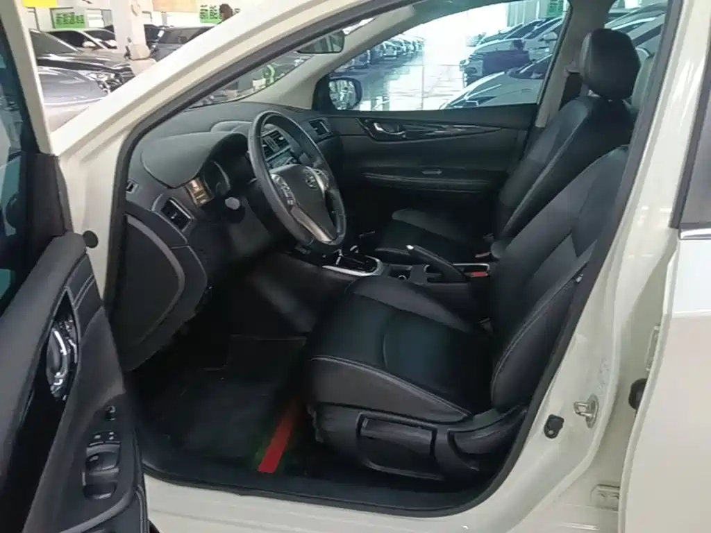Nissan Tiida 2021 — фото 15