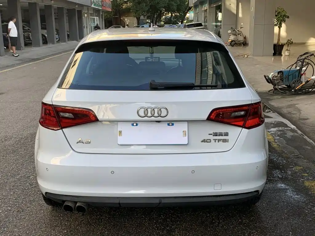 Audi A3 2015 — фото 9