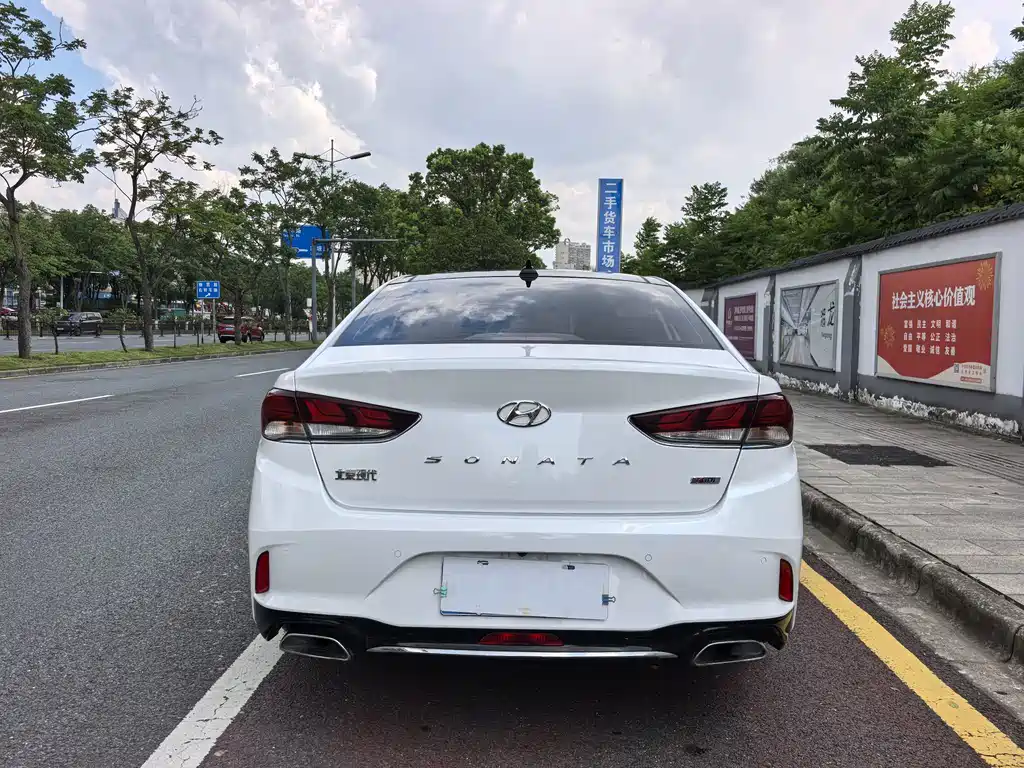 Hyundai Sonata 2019 — фото 18