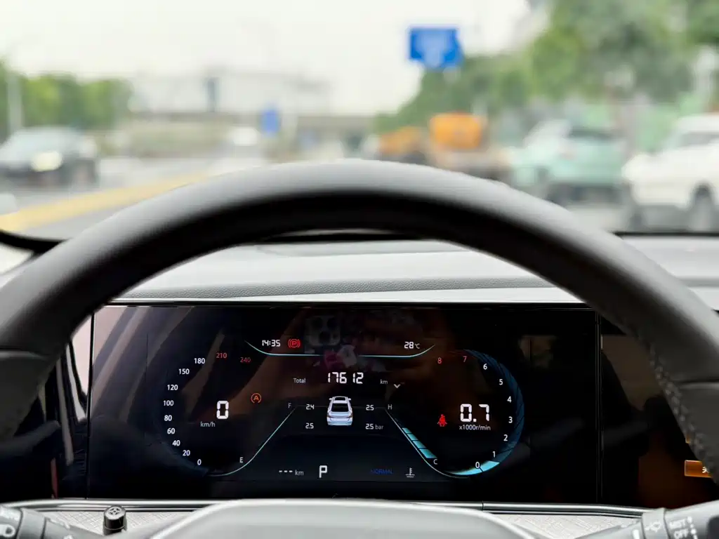 Changan Escape 2025 — фото 10