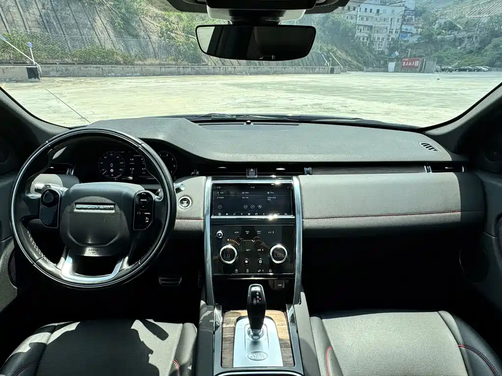 Land Rover Discovery Sport 2020 — фото 15