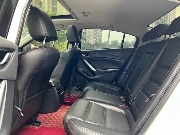 Mazda Atenza 2015