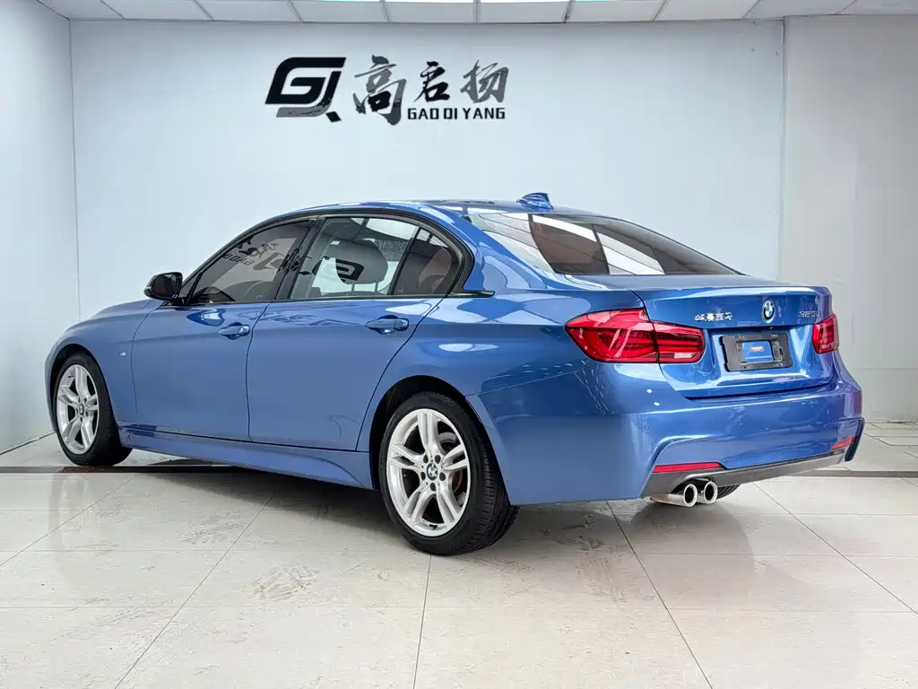BMW 3 Series 2018 — фото 26
