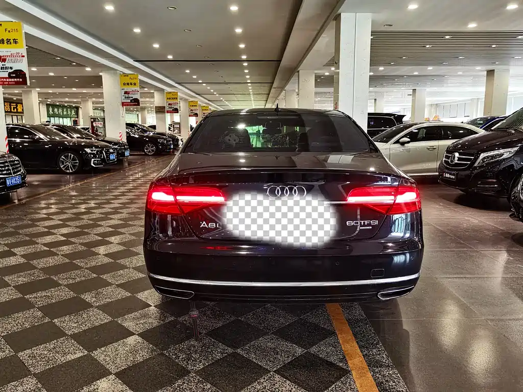 Audi A8 2015 — фото 3