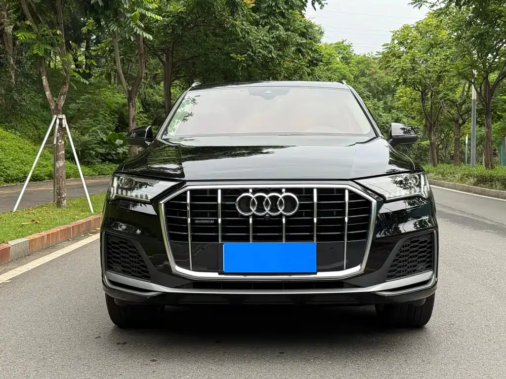 Audi Q7 2021