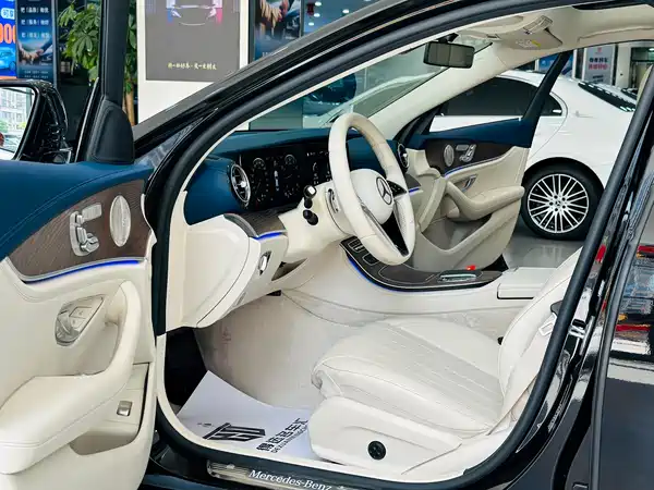 Mercedes-Benz E-Class 2021