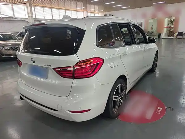 BMW 2 Series Wagon 2017