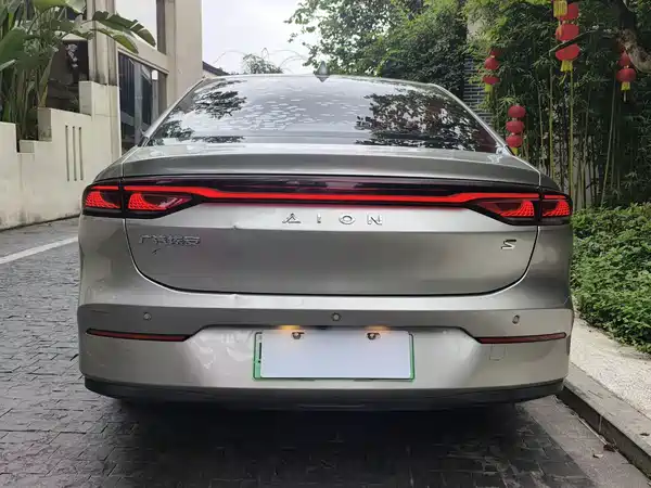 Aion S 2022